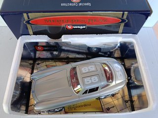 1/18 MODELLO MERCEDES BENZ 300 SL 58 GREY BURAGO