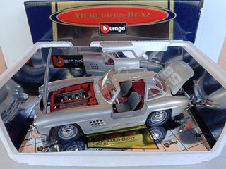 1/18 MODELLO MERCEDES BENZ 300 SL 58 GREY BURAGO