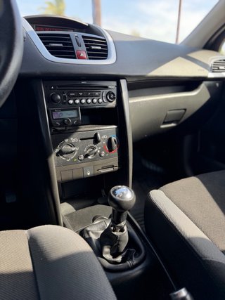 PEUGEOT 207 AÑO 2008
