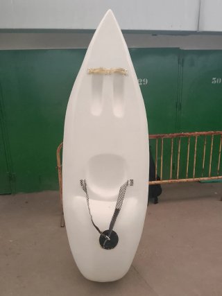 Waveski surf para olas pequeñas y paseos