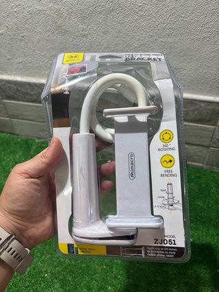 Soporte flexible tablet/móvil con pinza
