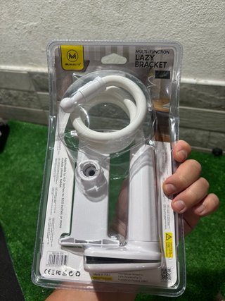 Soporte flexible tablet/móvil con pinza