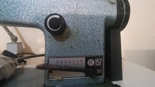Máquina de coser Alfa antigua