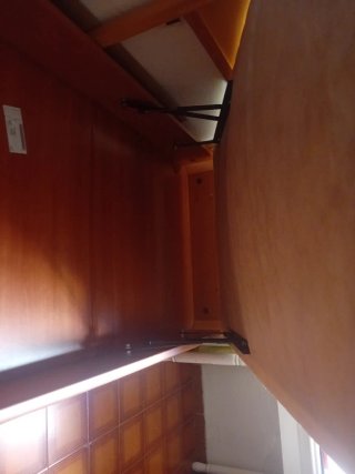Canapé de madera y tela