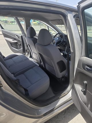 Peugeot 307 1.6 gasolina 2004