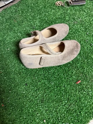 Bailarinas beige talla 27