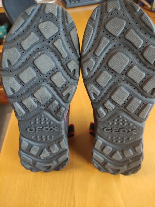 Sandalias Geox niño azul y rojo
