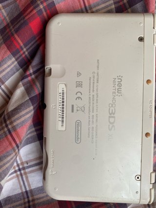Nintendo 3DS Bianca + Custodia Pikachu
