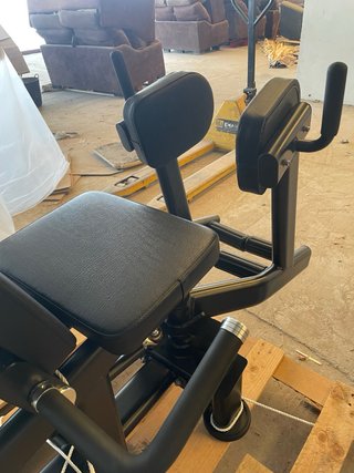 Máquina Gimnasio Glúteo Builder 3D