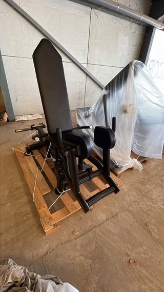 Máquina Gimnasio Glúteo Builder 3D