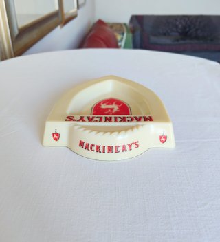 Mackinlay's Scotch Whisky posacenere vintage 70s