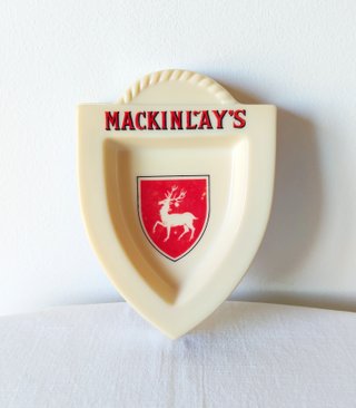 Mackinlay's Scotch Whisky posacenere vintage 70s