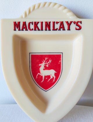 Mackinlay's Scotch Whisky posacenere vintage 70s
