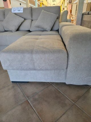 SOFÁ CHAISE LONGE CON PUFF REVERSIBLE