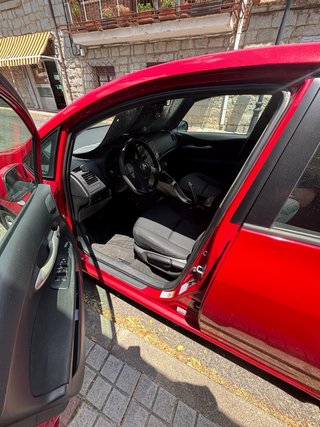 Toyota Auris 2010
