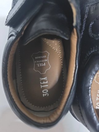 Zapatos negros talla 30