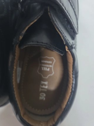 Zapatos negros talla 30