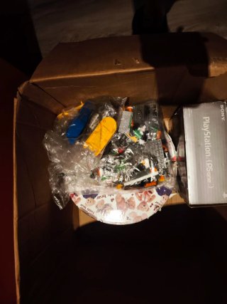Scatola di pezzi LEGO sfusi