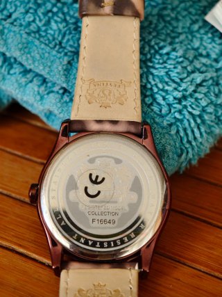 Confezione di orologi Guess (uomo) - Festina (donna)