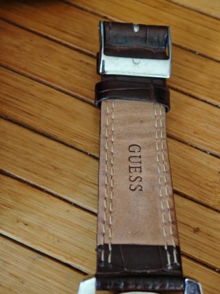 Confezione di orologi Guess (uomo) - Festina (donna)