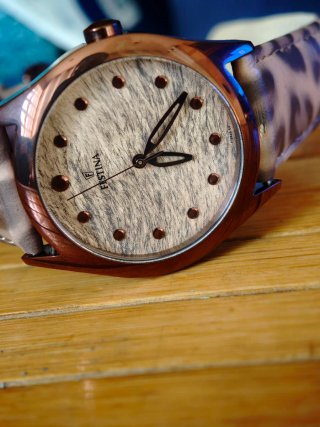 Confezione di orologi Guess (uomo) - Festina (donna)