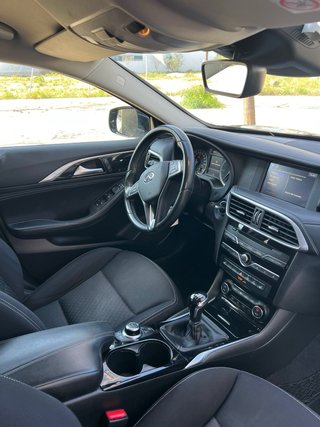 Infiniti Q30 2017