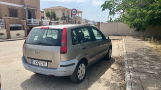 Ford Fusion 2004