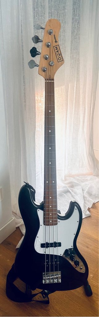 Bajo Eléctrico OCAN Negro y blanco