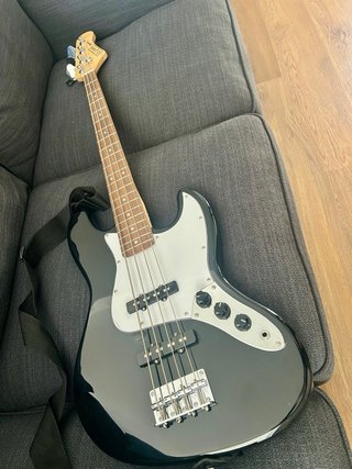 Bajo Eléctrico OCAN Negro y blanco