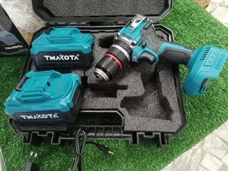 Trapano avvitatore e percussioni Li-Ion Makota