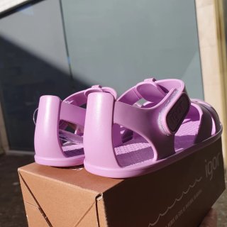 Sandálias Igor barefoot novas com etiqueta