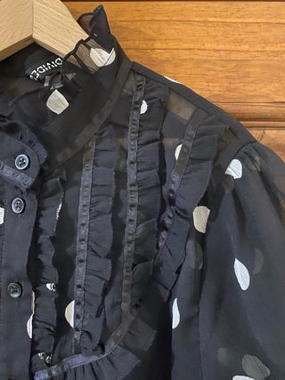Blusa H&M Divided pois nera manica corta