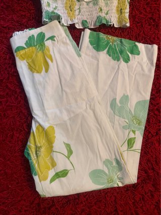 Nuovo set Zara per bambina floreale