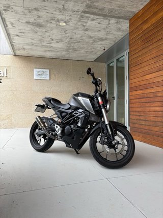 Honda CB125R 18.000km