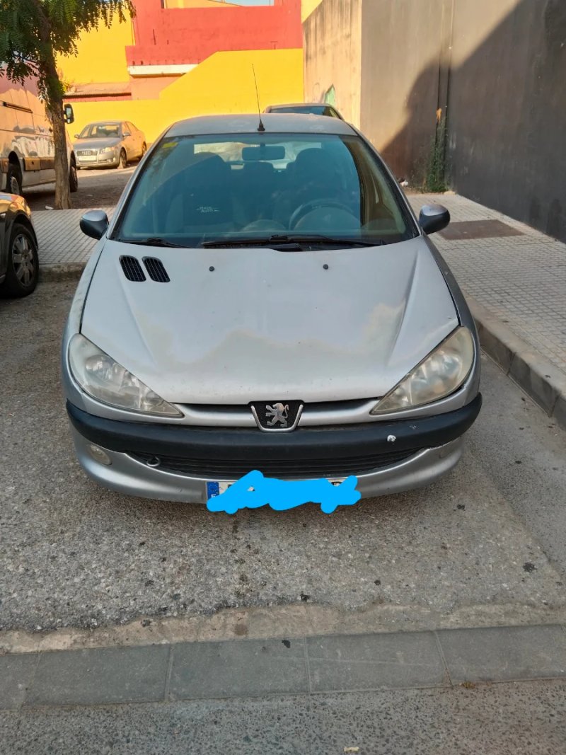 Peugeot 206 2004 - foto 1