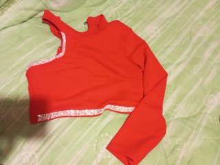 Top donna rosso con strass