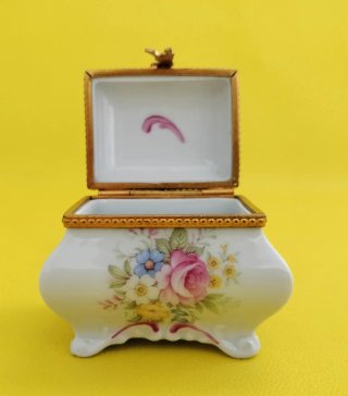 Caja joyero porcelana flores multicolor