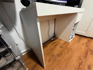 Escritorio PC Blanco