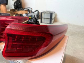 Pilotos Traseros Hyundai Kia 92401-F1600 92402-F16