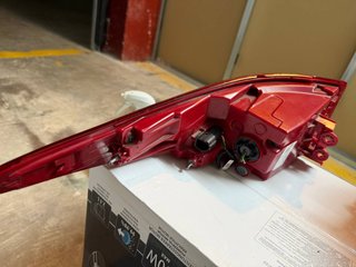 Pilotos Traseros Hyundai Kia 92401-F1600 92402-F16