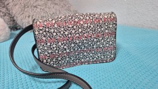 Bolso Parfois estampado floral rosa