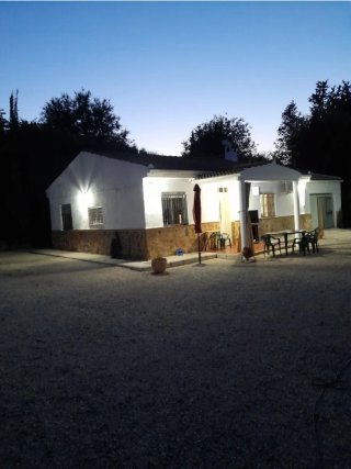 CHALET EN PUENTE NUEVO.