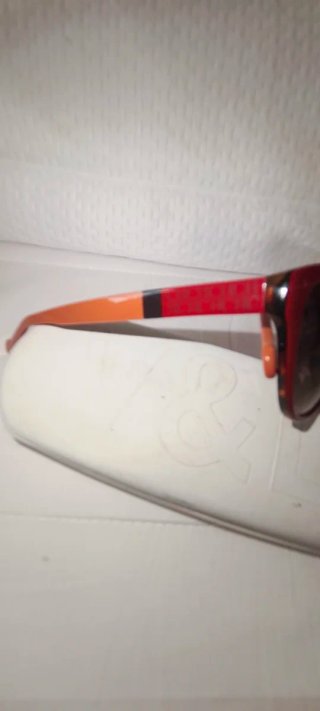 Gafas de sol Carolina Herrera rojas