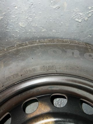 4 Llantas con Gomas acepto cambios