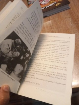 Oxford Bookworms Library: Stage 1: The Coldest ...