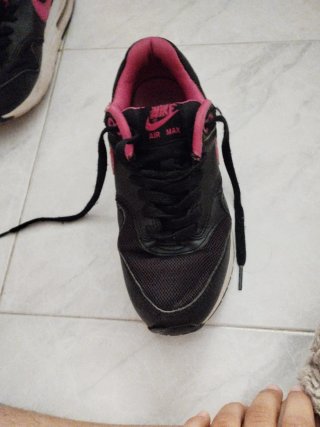Zapatillas Nike niña negras y rosas