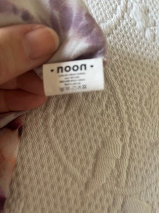 Camisa Noom original diseño un solo hombro