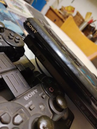 Consola PS3 Sony + 2 Mandos + 6juegos