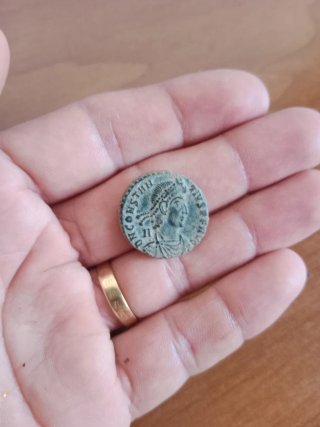 Moneda Romana Antigua de Constantino segundo