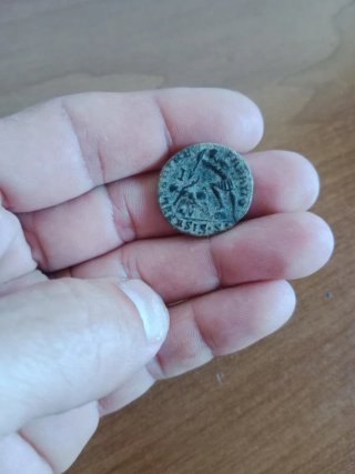Moneda Romana Antigua de Constantino segundo